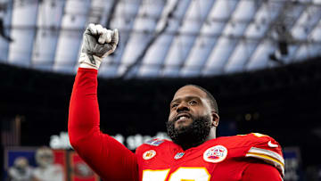 显然也在努 显然也在努